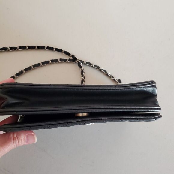 Badgley Mischka Crossbody Studio Bag Black Vegan Leather Logo Quilted Chain - Picture 10 of 10